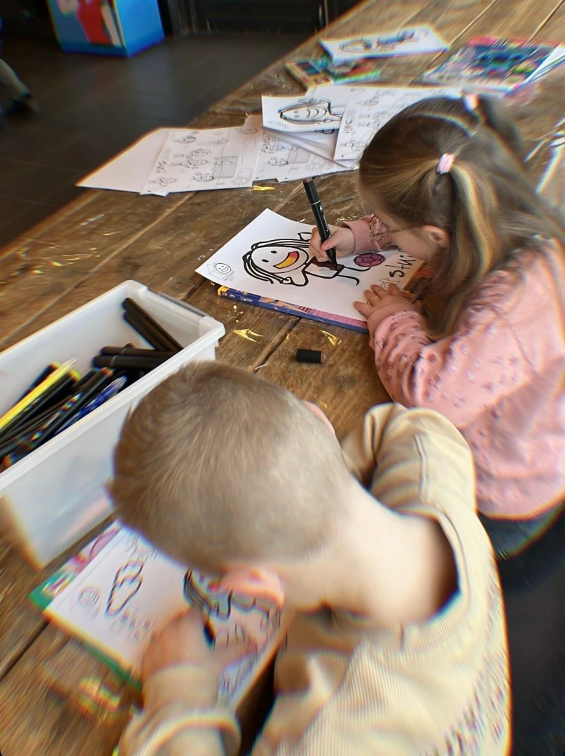 November vol gezelligheid in deze koude dagen, nieuwe starten en veel feestvreugde!💙