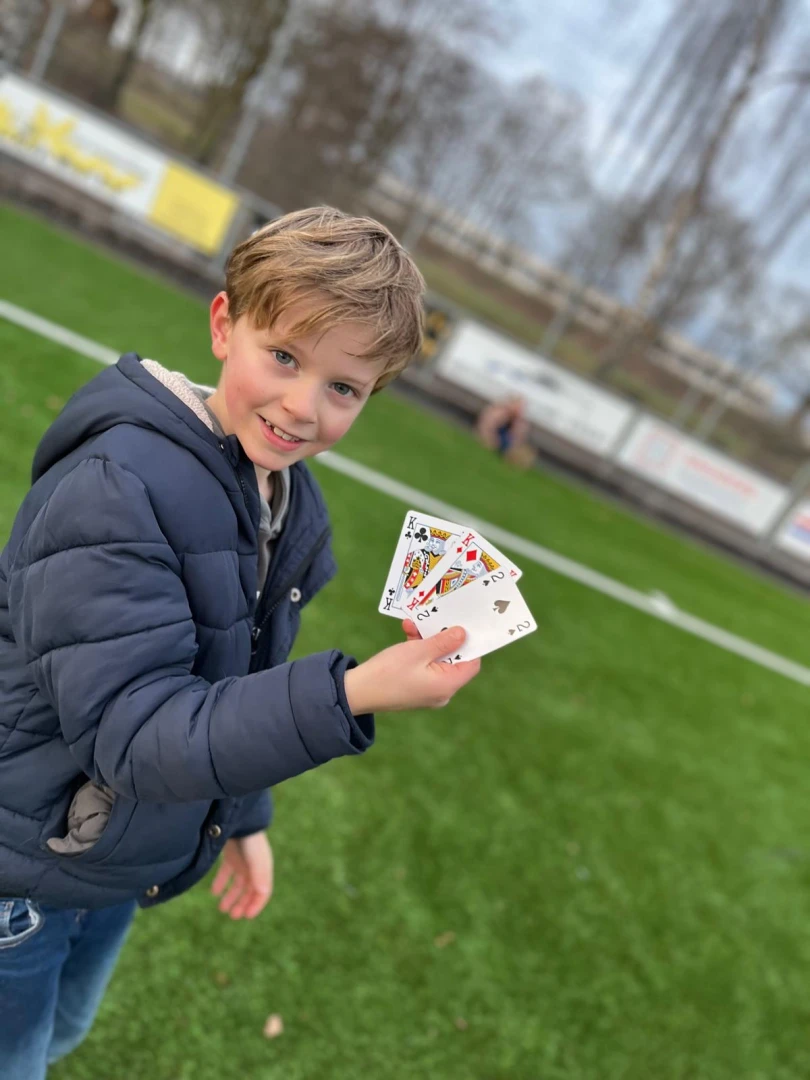 Januari: sneeuwpret in de vakantie, studiedagen, lasergamen en veel buitenspelen! ❄️