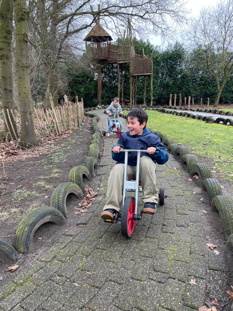 Carnavalsmiddag, Droogijs clinic en uitjes in de maand februari 2026