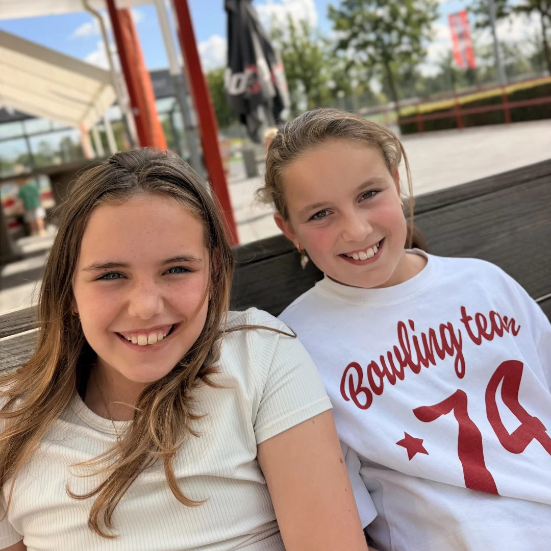 Een frisse start na een geweldige zomervakantie bij Sportstuif! 🌞🎒